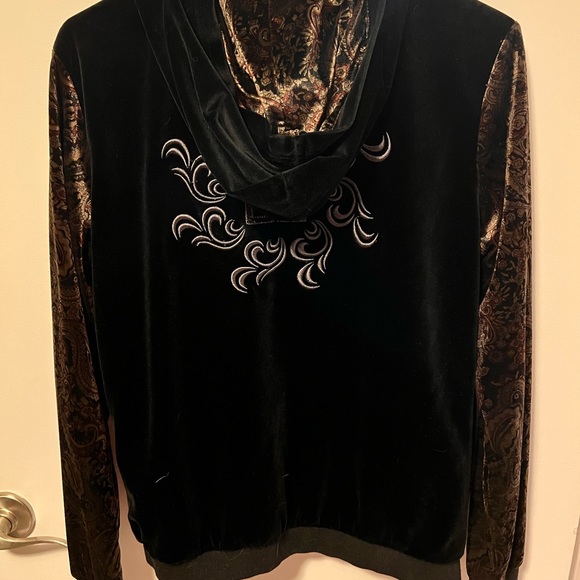 Authentic Givenchy Jacket - Picture 9 of 9